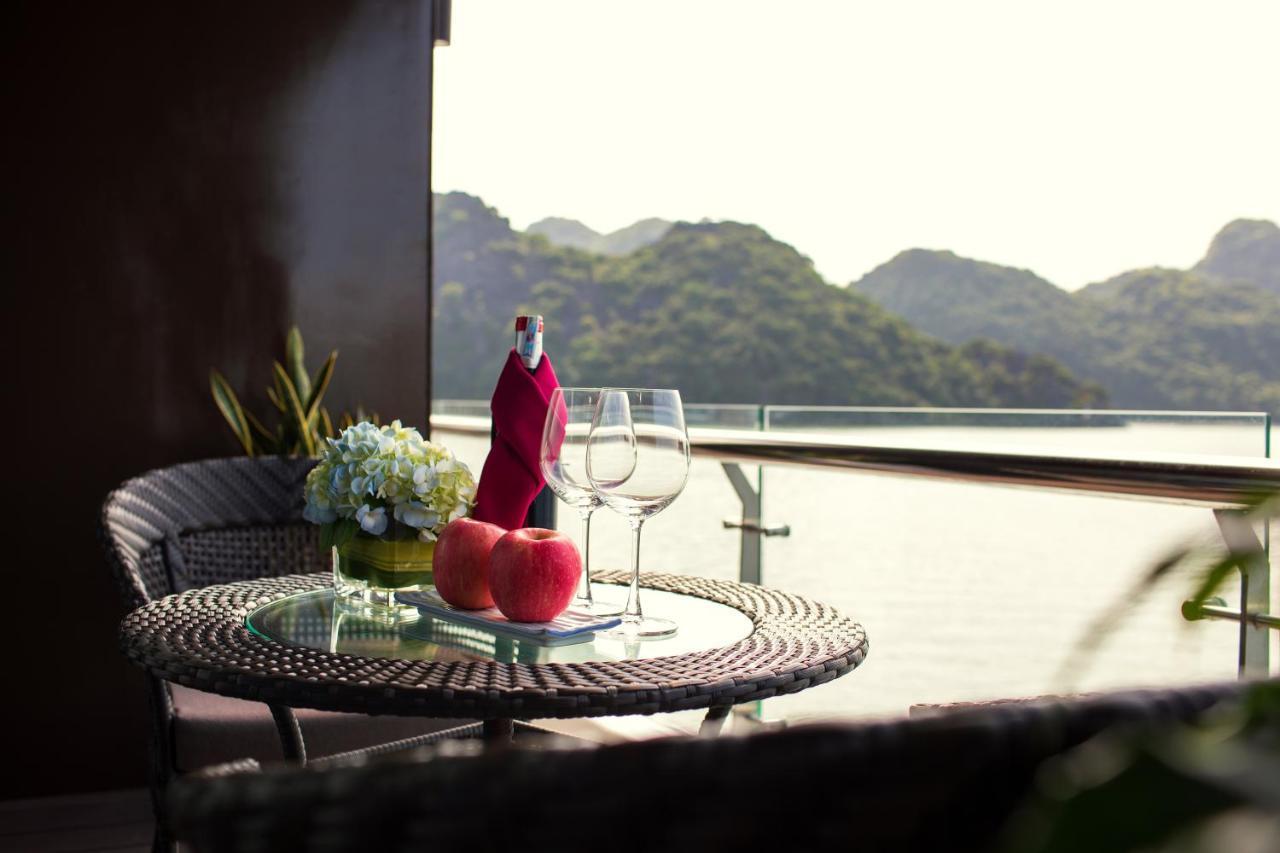 Hotel Stellar Of The Seas Cruise Ha Long Exteriér fotografie