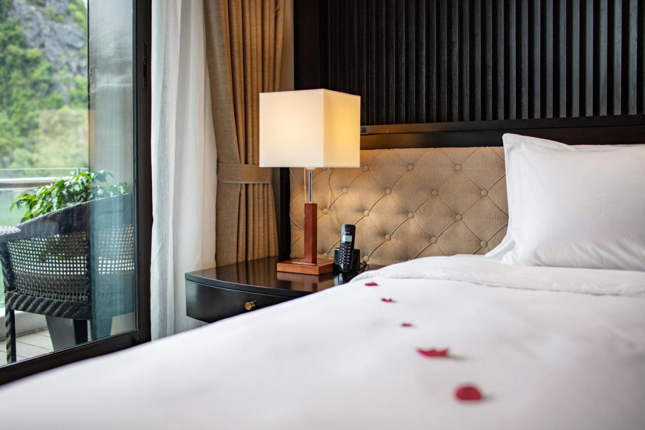 Hotel Stellar Of The Seas Cruise Ha Long Exteriér fotografie